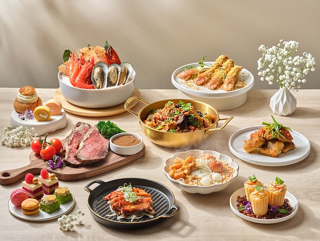 A Taste of the Ocean at Crossroads Buffet